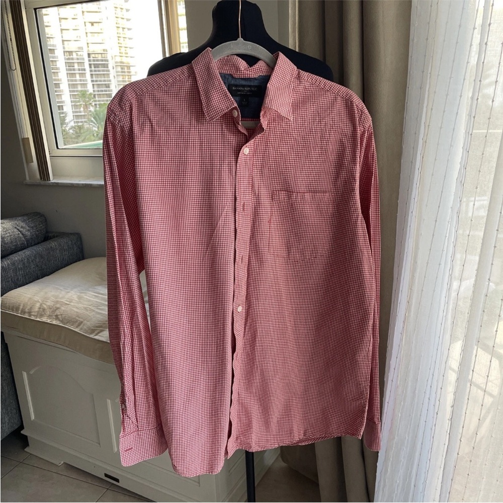 Banana Republic Men's Red Gingham Shirt slim fit L